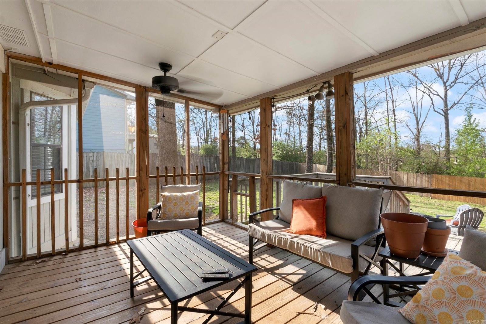 83 Stoneledge Drive, Maumelle, AR 72113