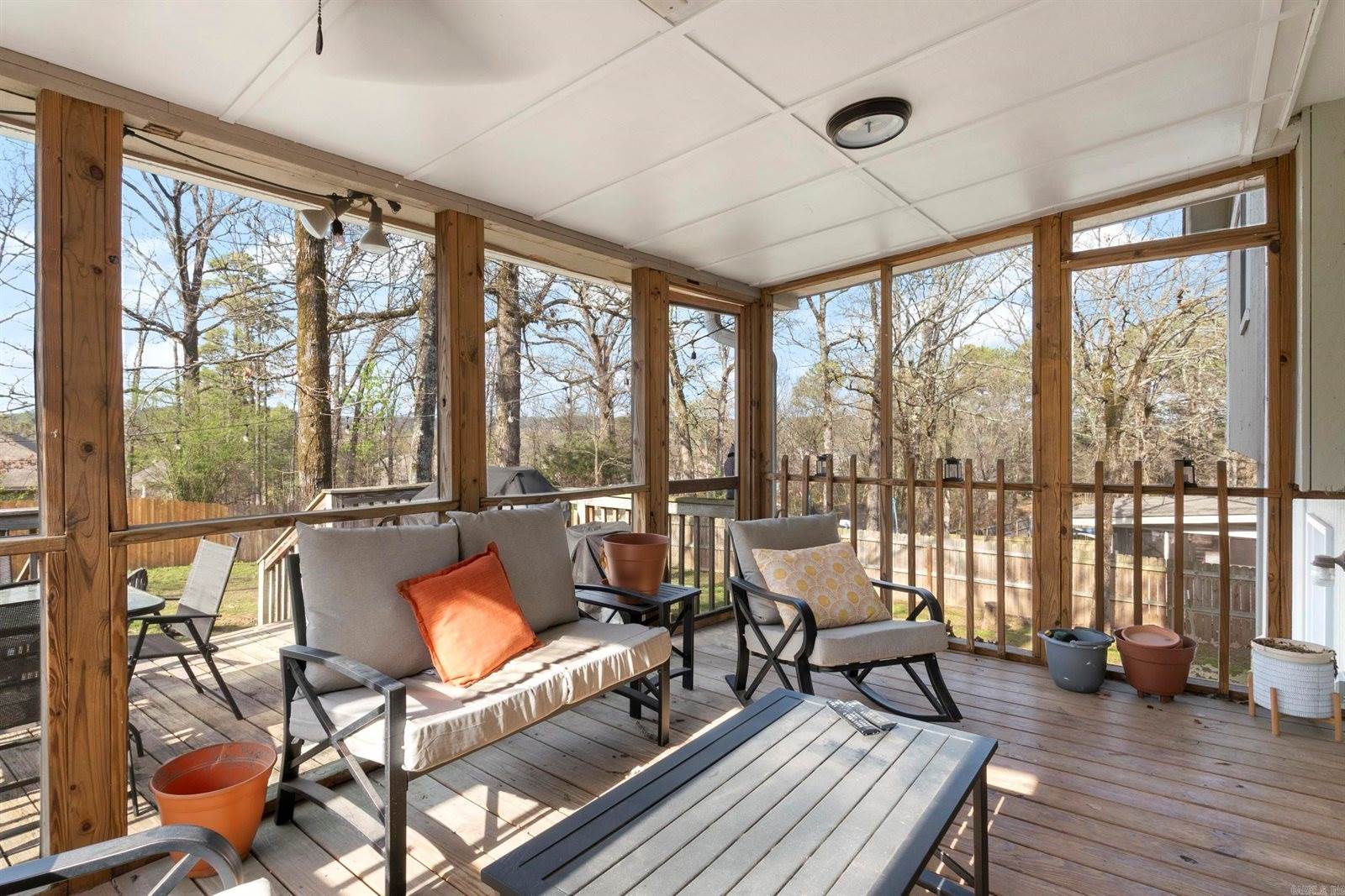 83 Stoneledge Drive, Maumelle, AR 72113