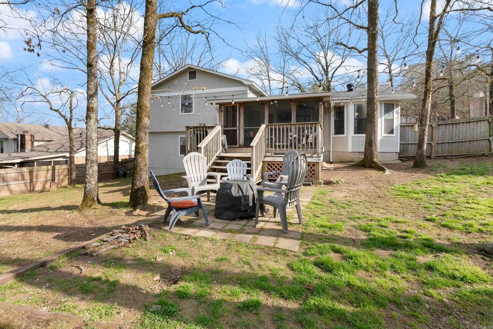 83 Stoneledge Drive, Maumelle, AR 72113