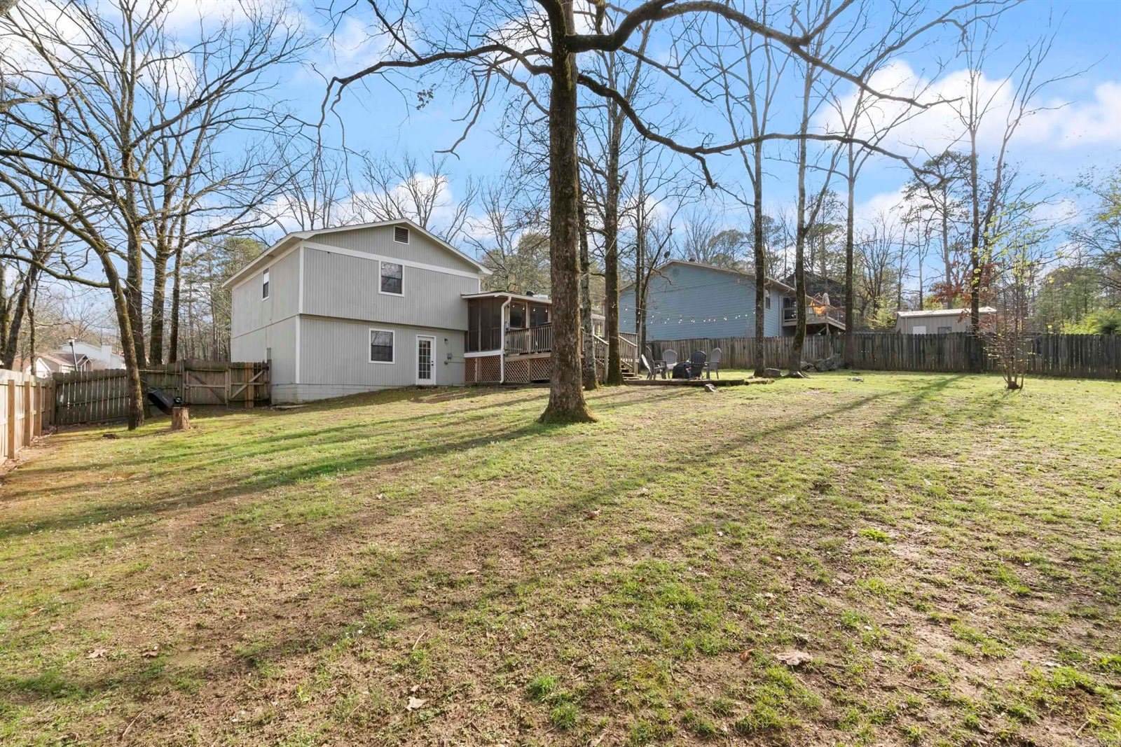 83 Stoneledge Drive, Maumelle, AR 72113