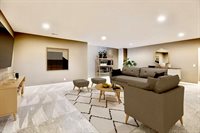 19530 Marinda Street, Omaha, NE 68130