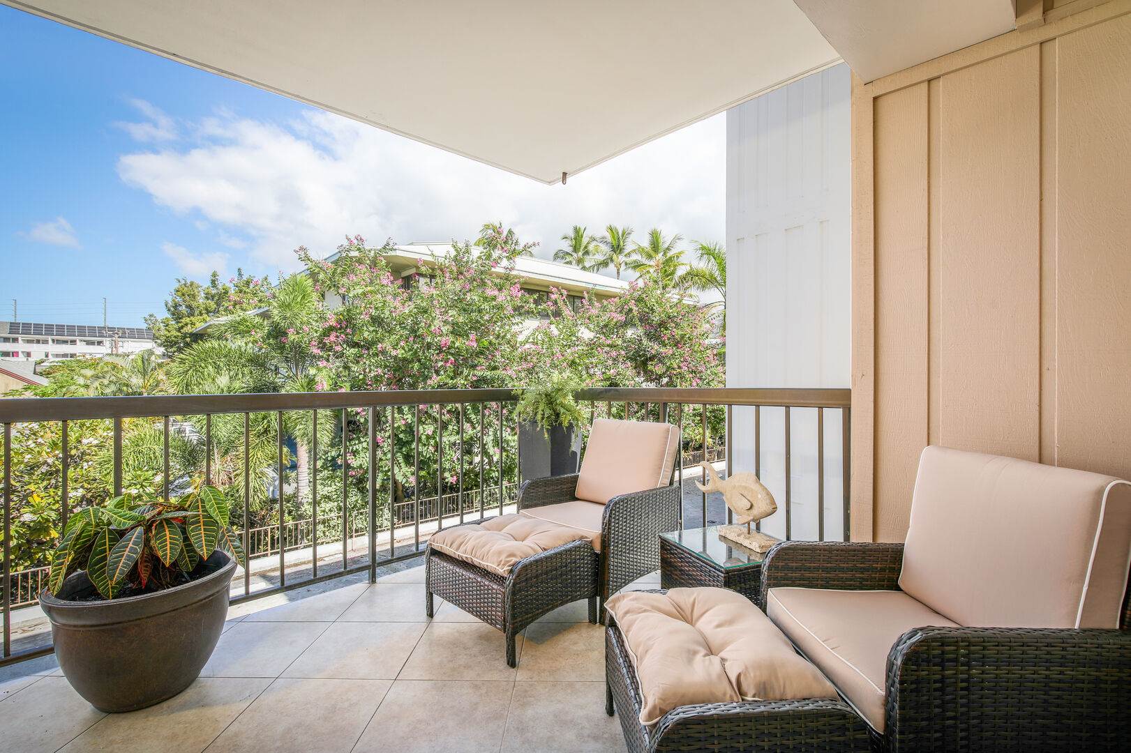 75-5719 Alii Dr, #218, Kailua-Kona, HI 96740