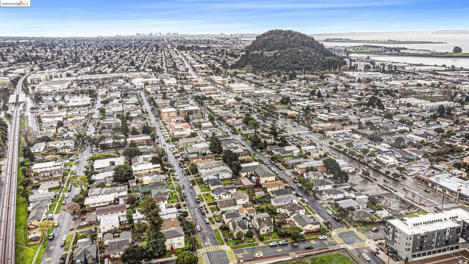 6370 Eureka Ave, El Cerrito, CA 94530