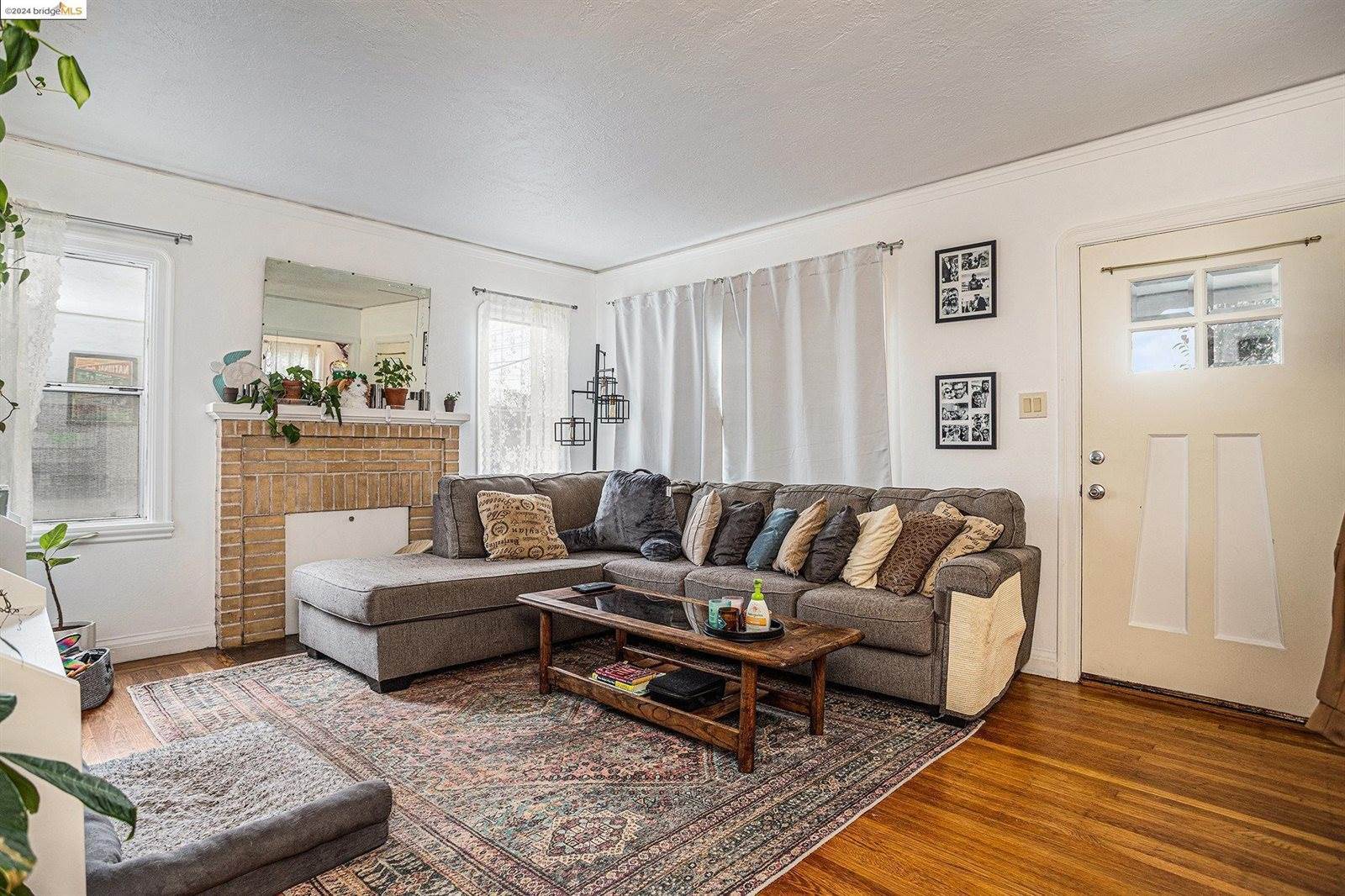 6370 Eureka Ave, El Cerrito, CA 94530