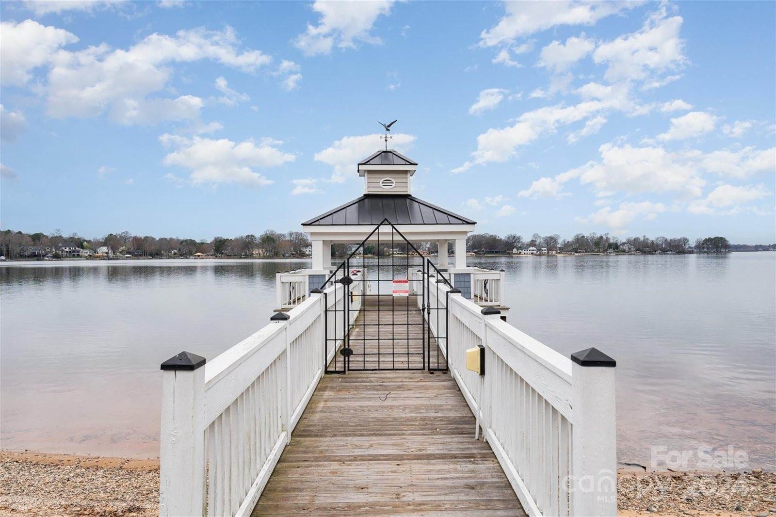 941 Southwest Drive, Davidson, NC 28036