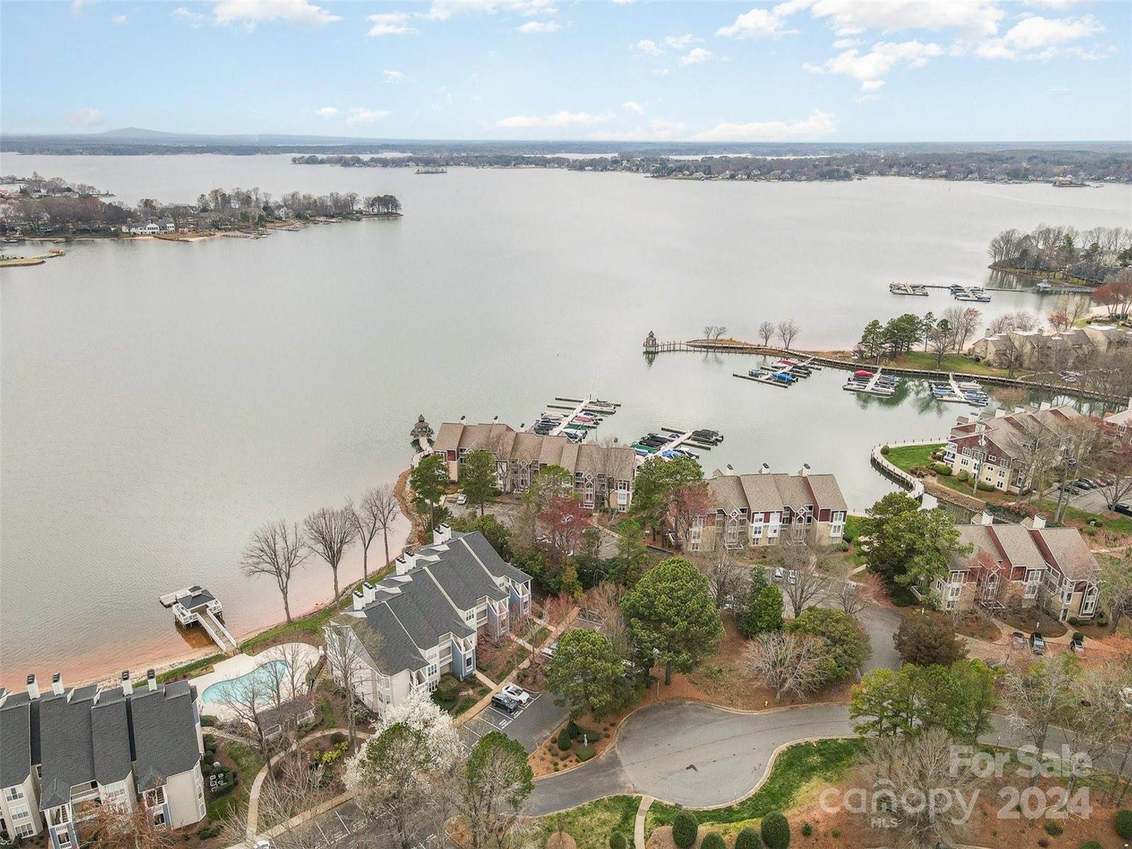 941 Southwest Drive, Davidson, NC 28036