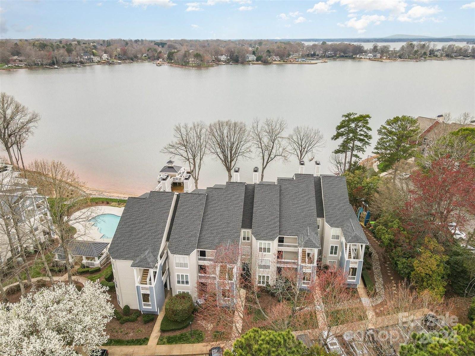 941 Southwest Drive, Davidson, NC 28036