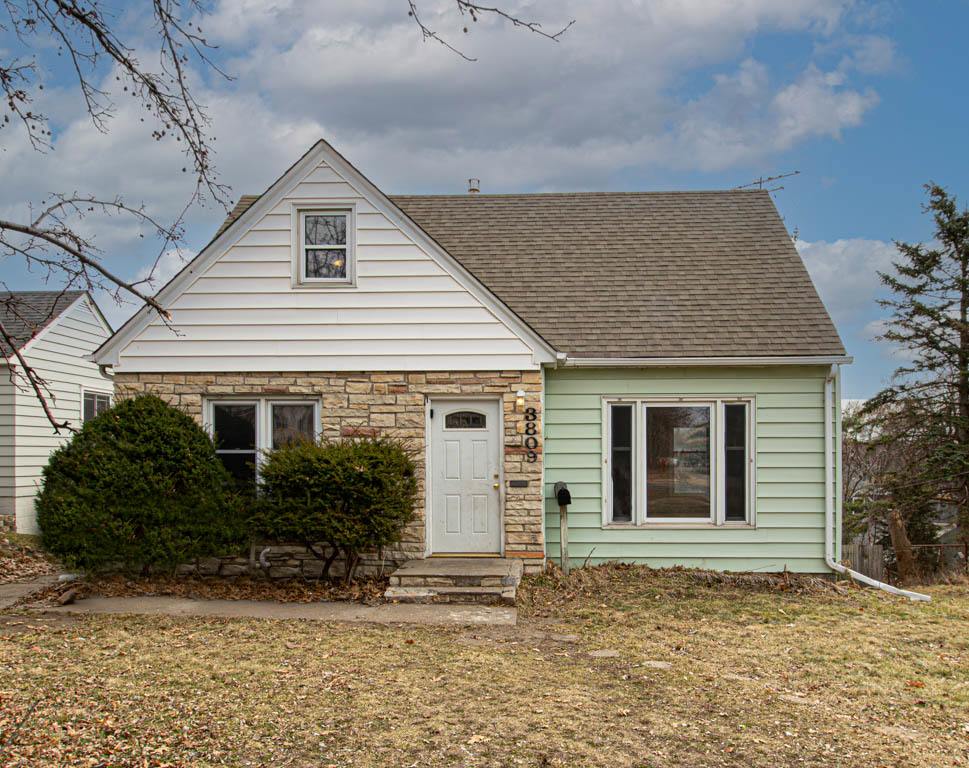 3809 Reservoir Boulevard, Columbia Heights, MN 55421