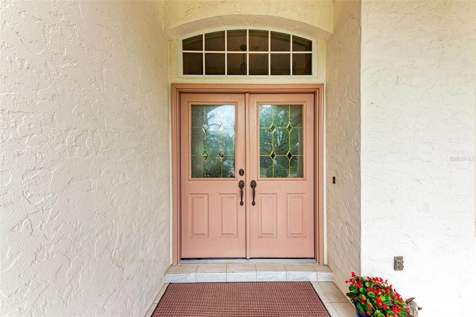 5289 Sunnydale Circle East, Sarasota, FL 34233