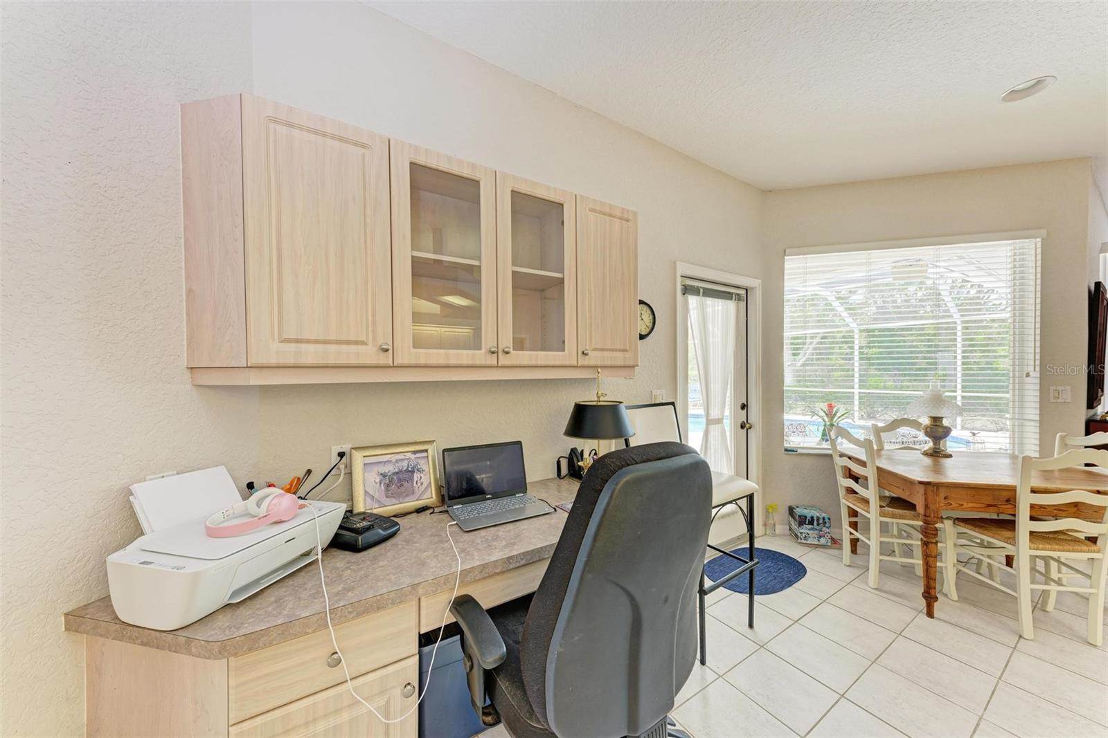 5289 Sunnydale Circle East, Sarasota, FL 34233