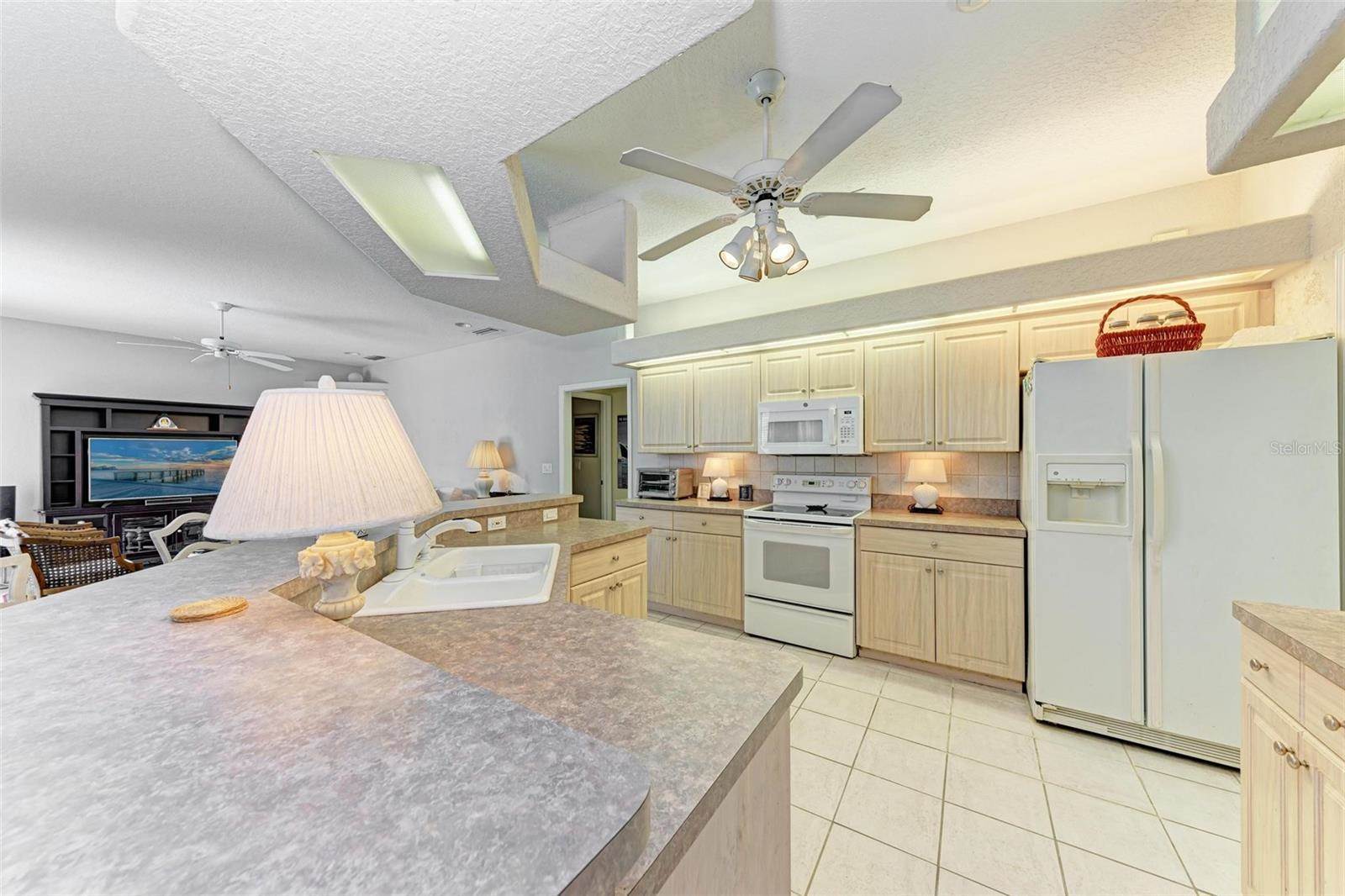 5289 Sunnydale Circle East, Sarasota, FL 34233