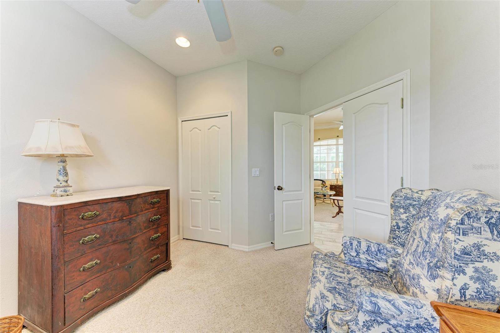 5289 Sunnydale Circle East, Sarasota, FL 34233