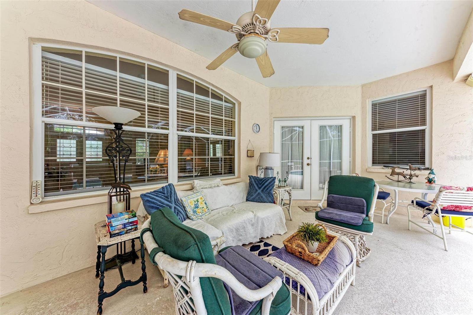 5289 Sunnydale Circle East, Sarasota, FL 34233