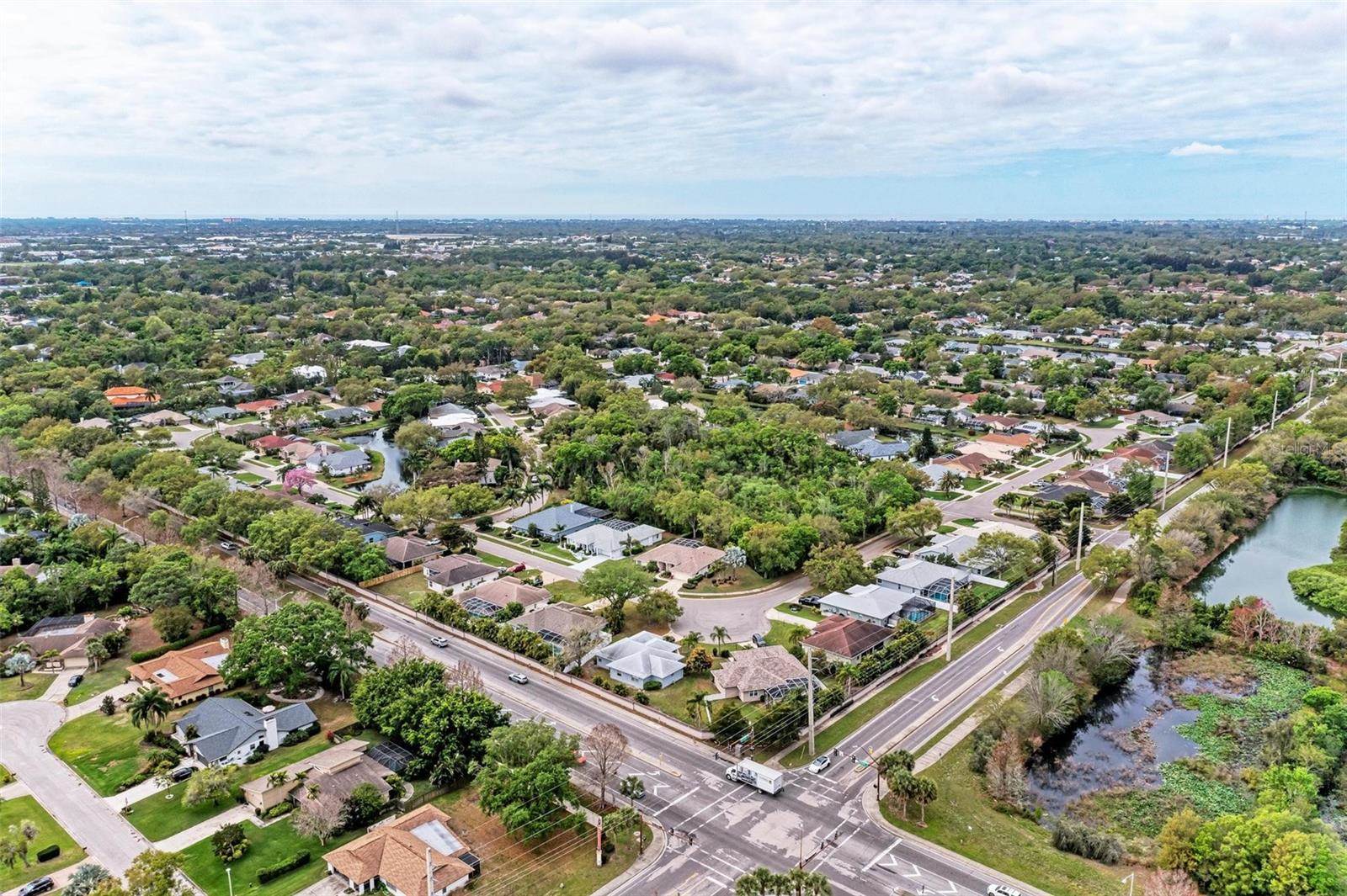 5289 Sunnydale Circle East, Sarasota, FL 34233