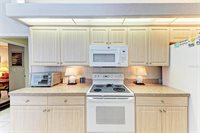 5289 Sunnydale Circle East, Sarasota, FL 34233