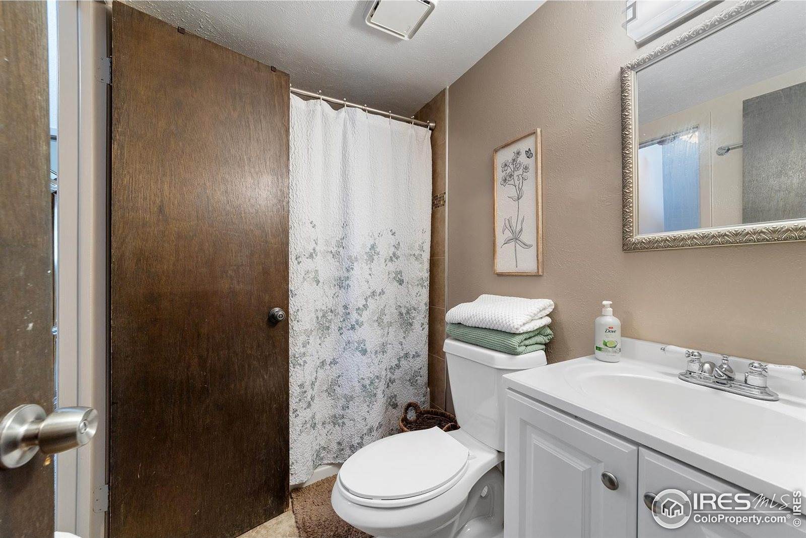 4227 East Maplewood Way, Centennial, CO 80121