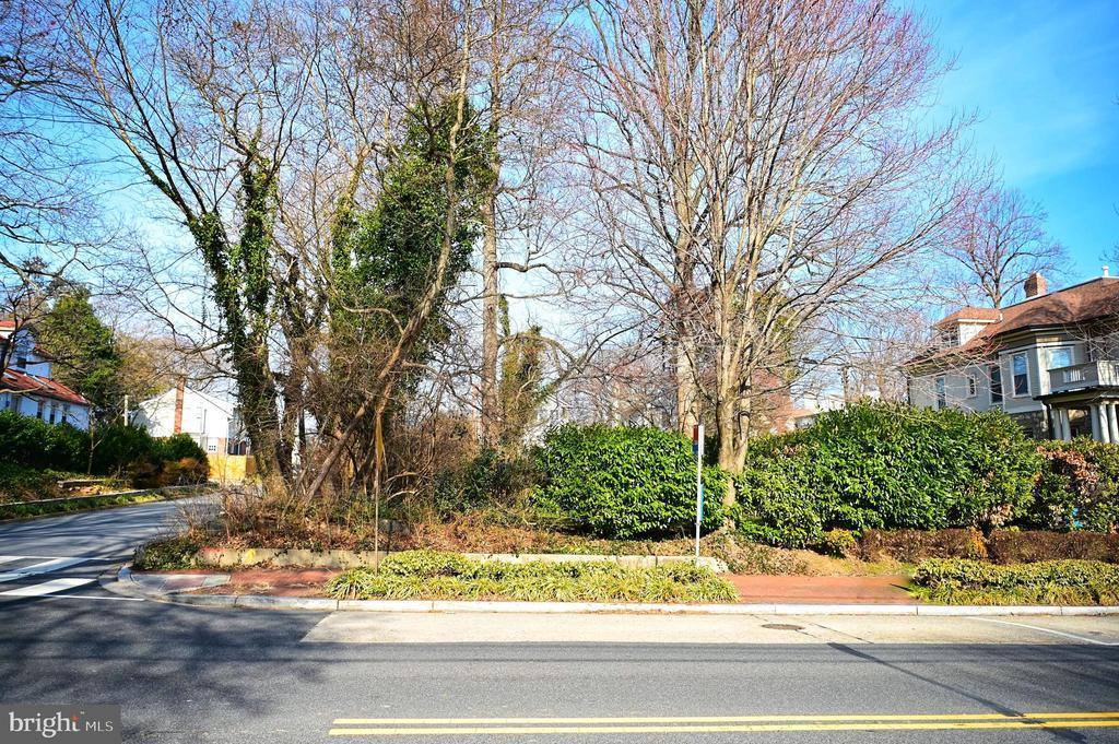4900 Western Avenue, Bethesda, MD 20816
