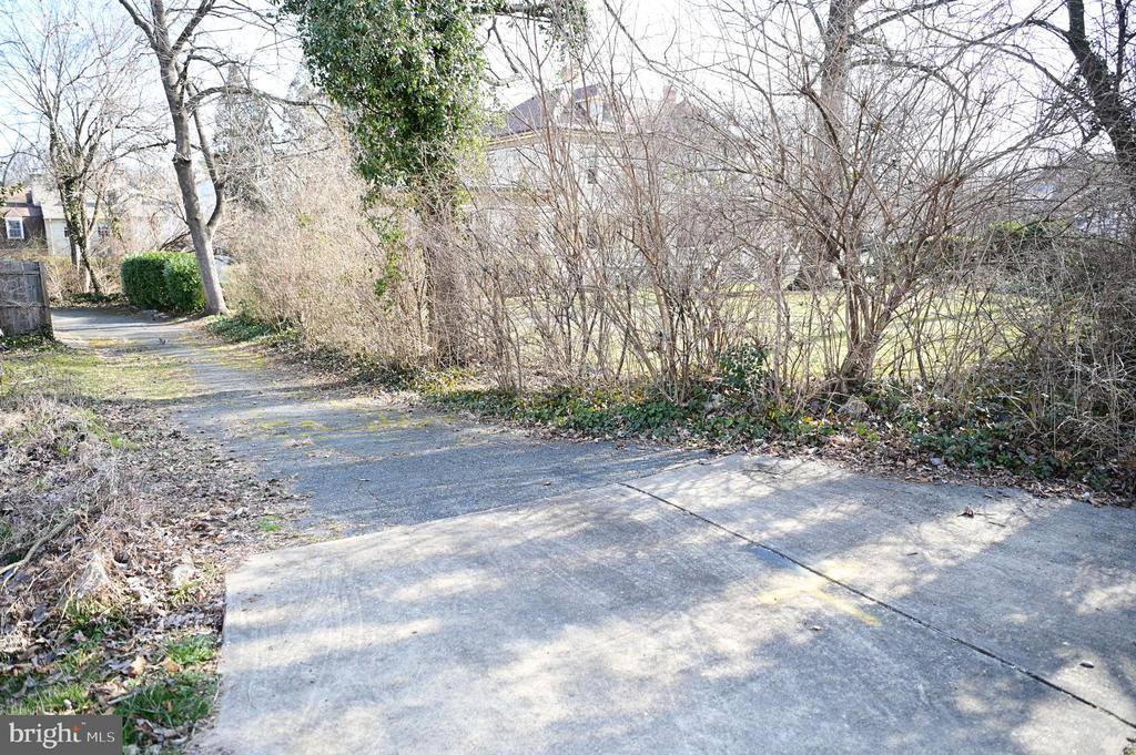 4900 Western Avenue, Bethesda, MD 20816