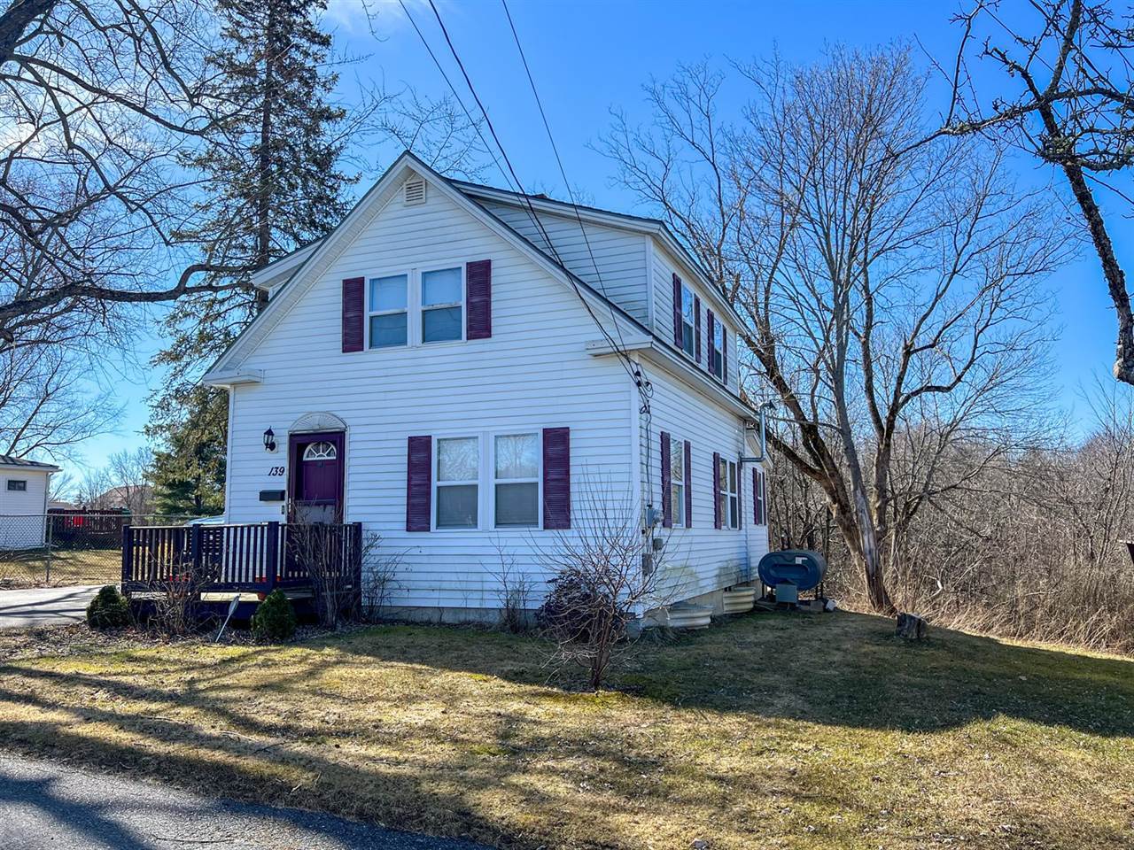 139 Chamberlain Street, Brewer, ME 04412