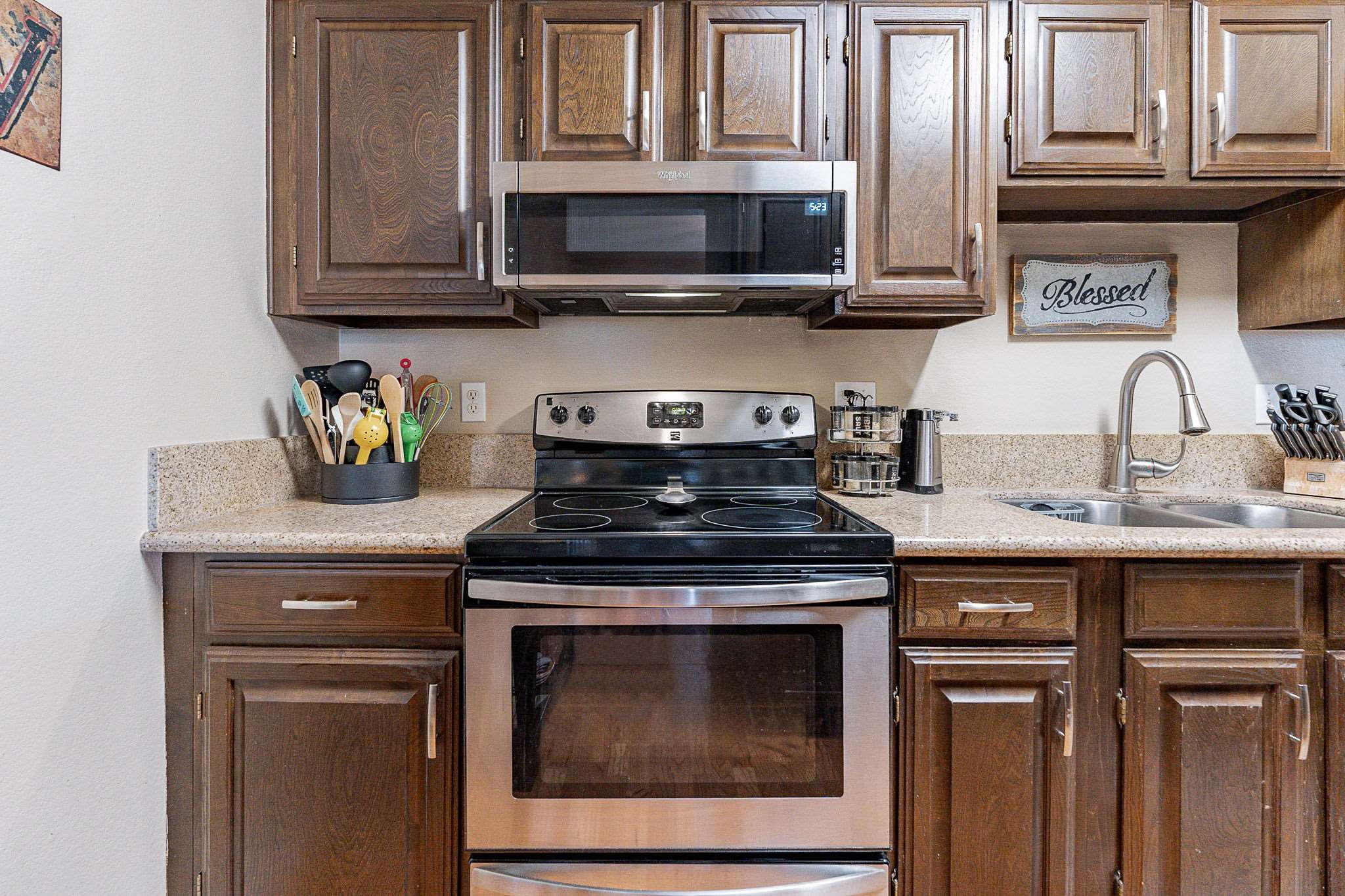 1088 N Caribe Ave, Tucson, AZ 85710