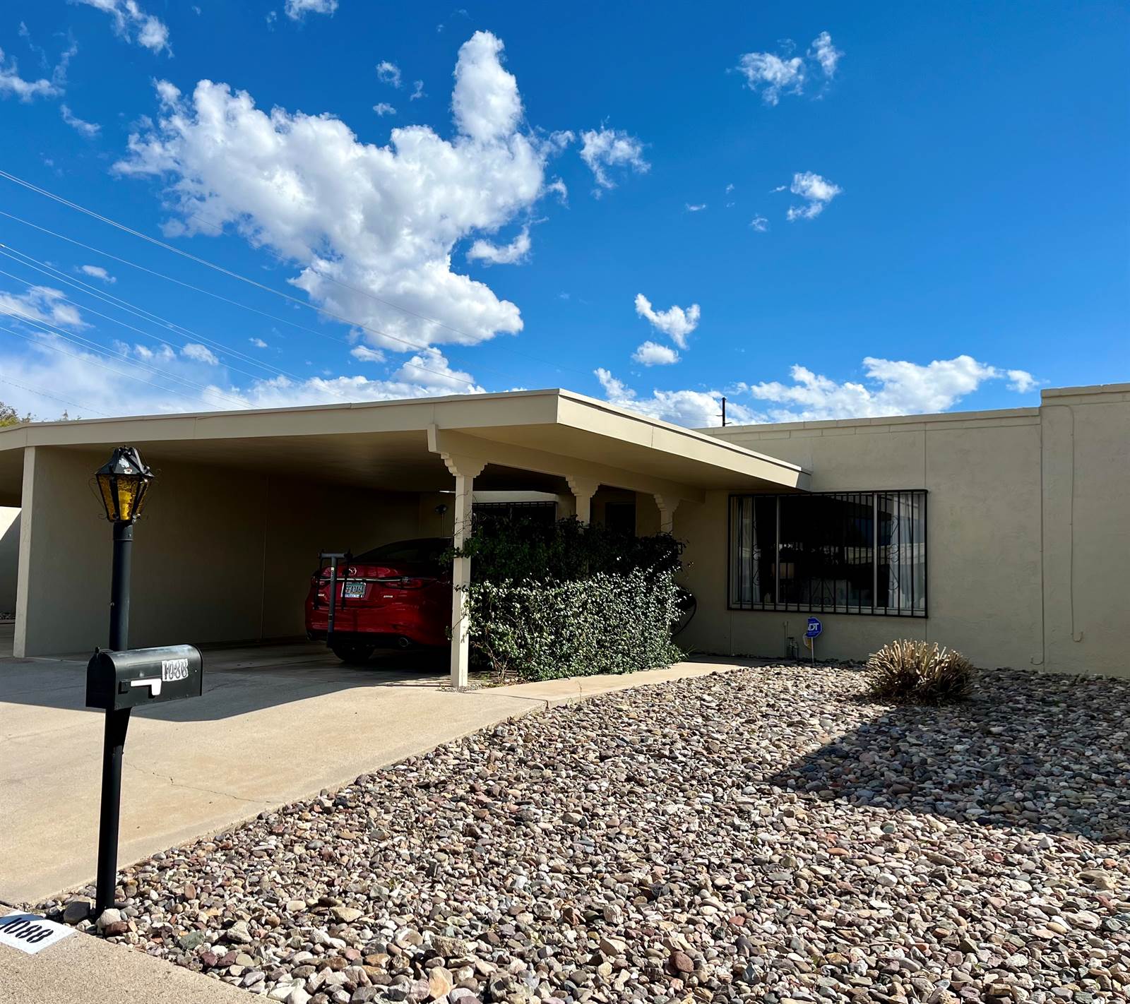 1088 N Caribe Ave, Tucson, AZ 85710