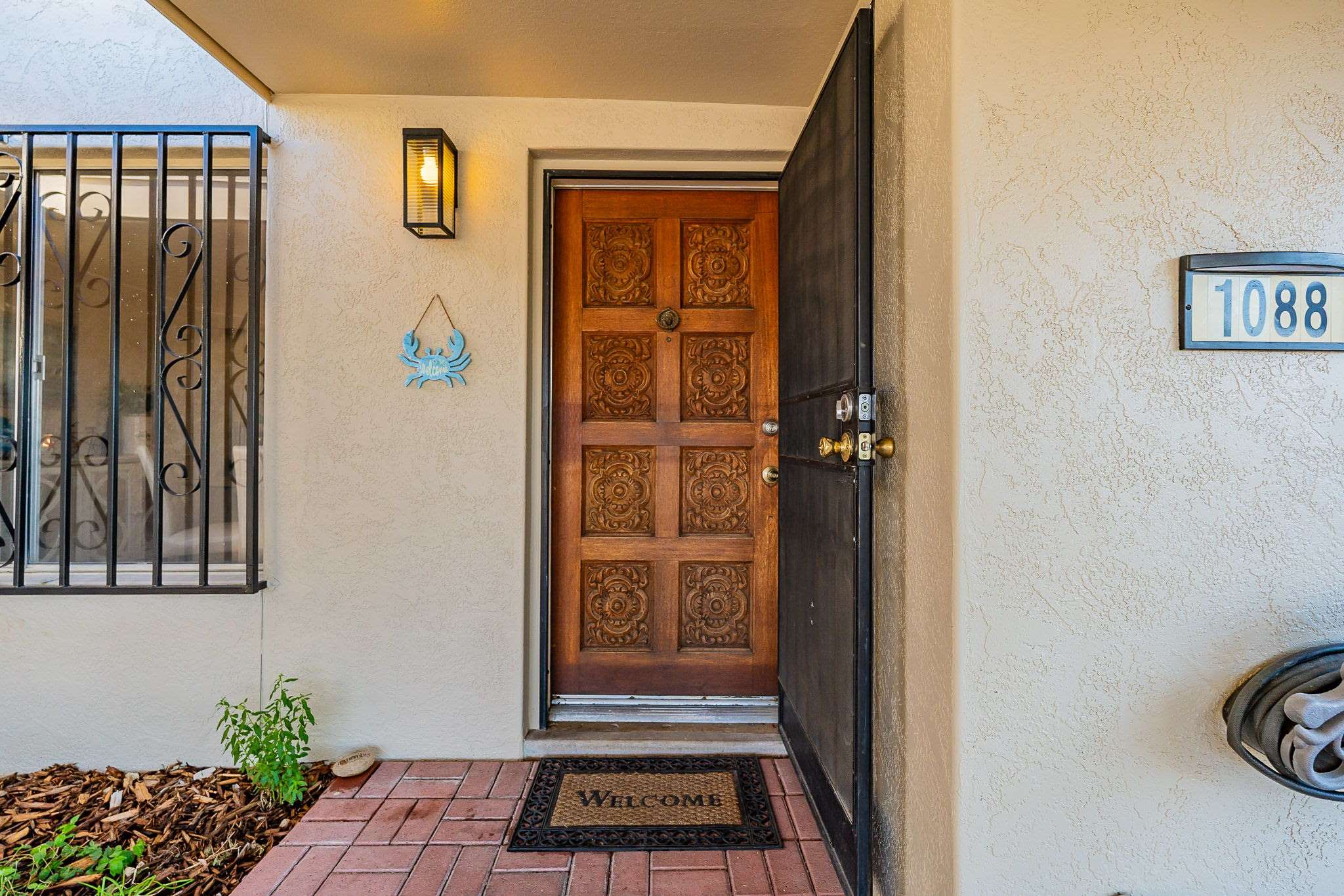 1088 N Caribe Ave, Tucson, AZ 85710