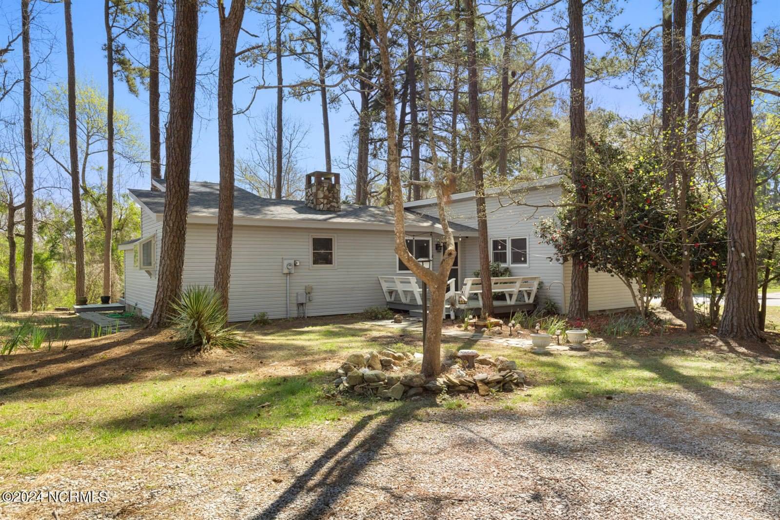 102 Dogwood Drive, Cedar Point, NC 28584