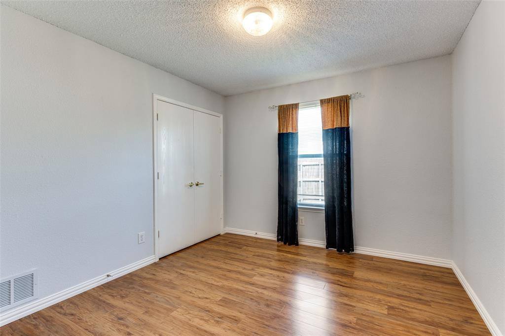 2737 Brea Canyon Road, Fort Worth, TX 76108