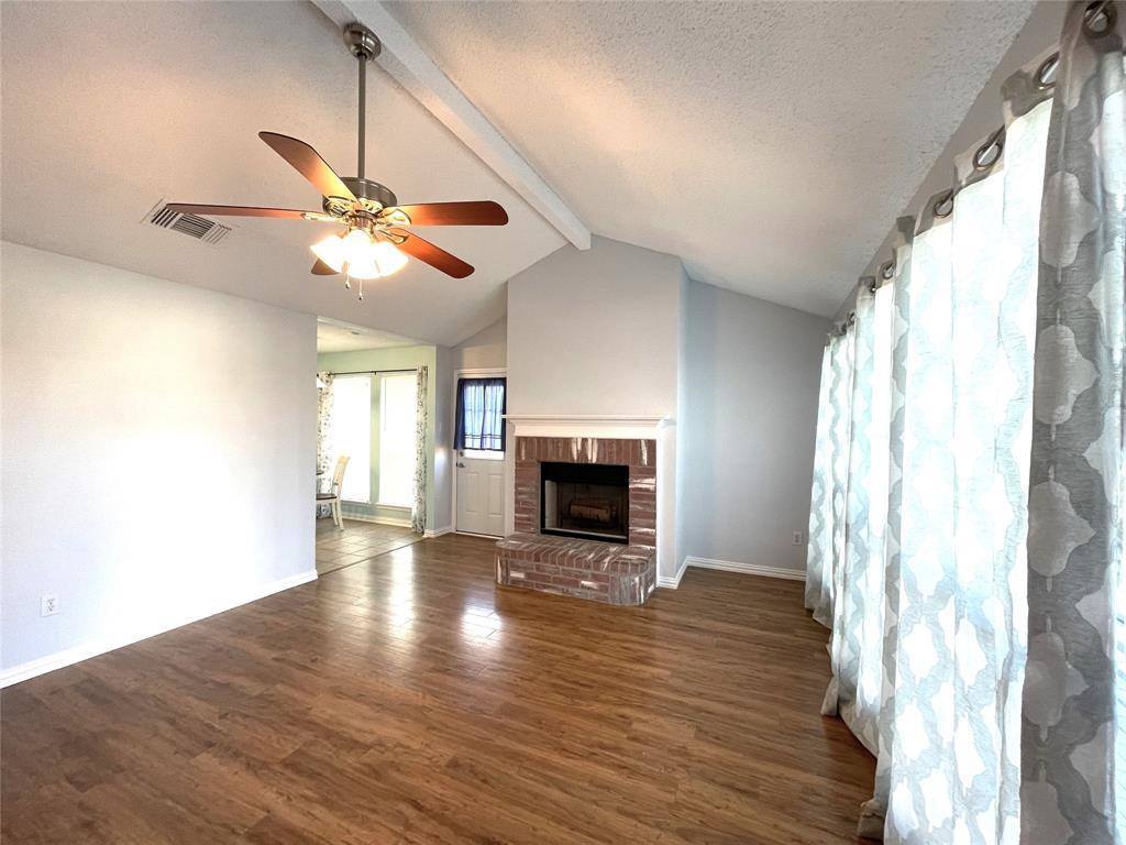 2737 Brea Canyon Road, Fort Worth, TX 76108