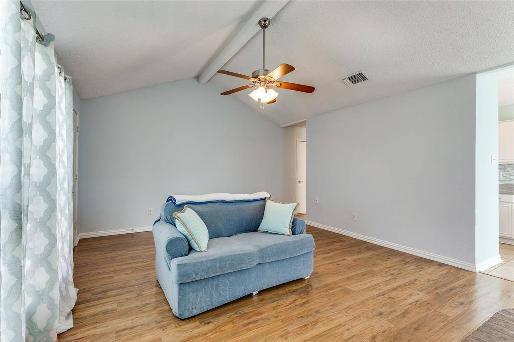 2737 Brea Canyon Road, Fort Worth, TX 76108