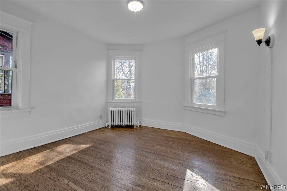 2555 Main Street, Buffalo, NY 14214