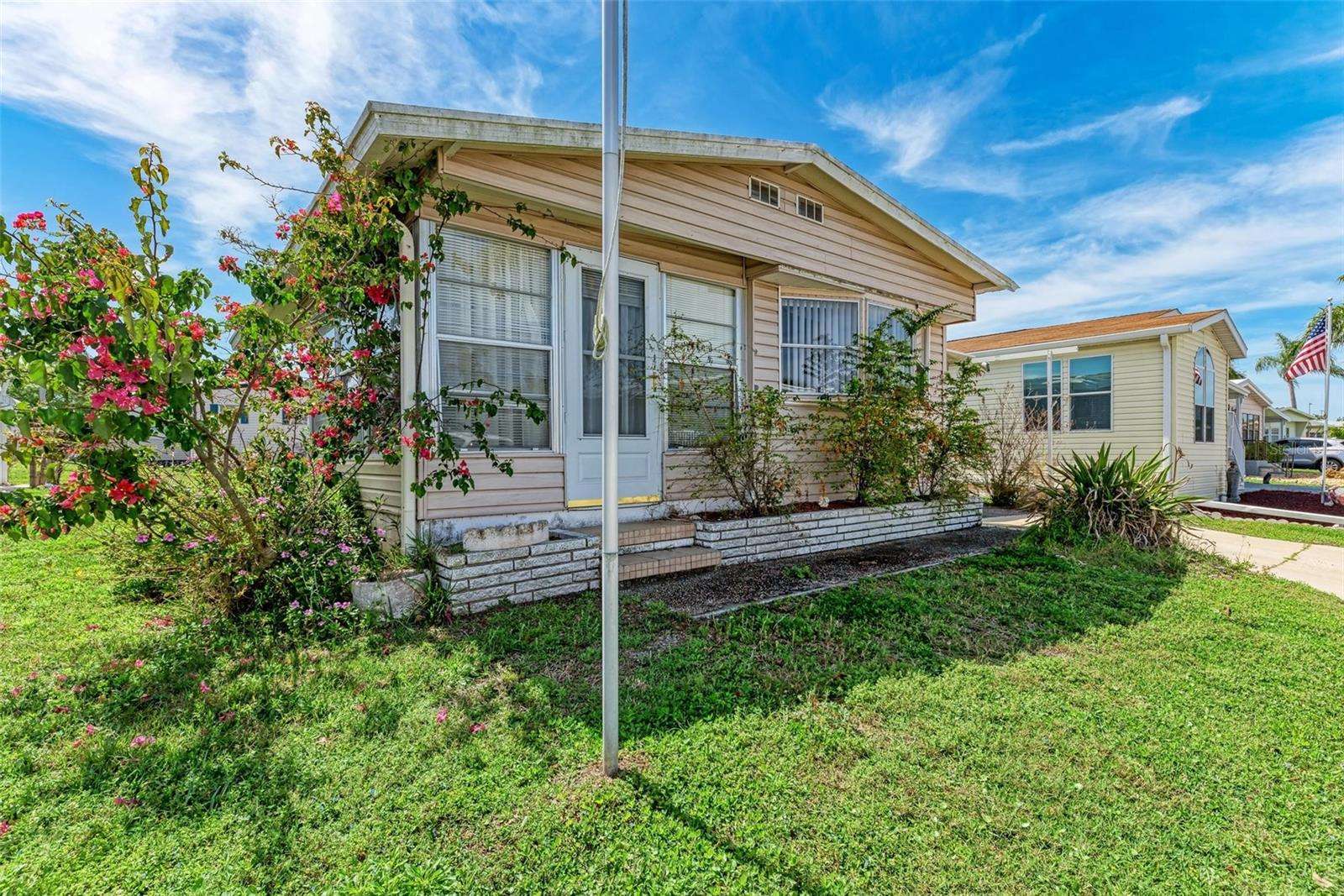 3320 Spanish Oak Terrace, Sarasota, FL 34237