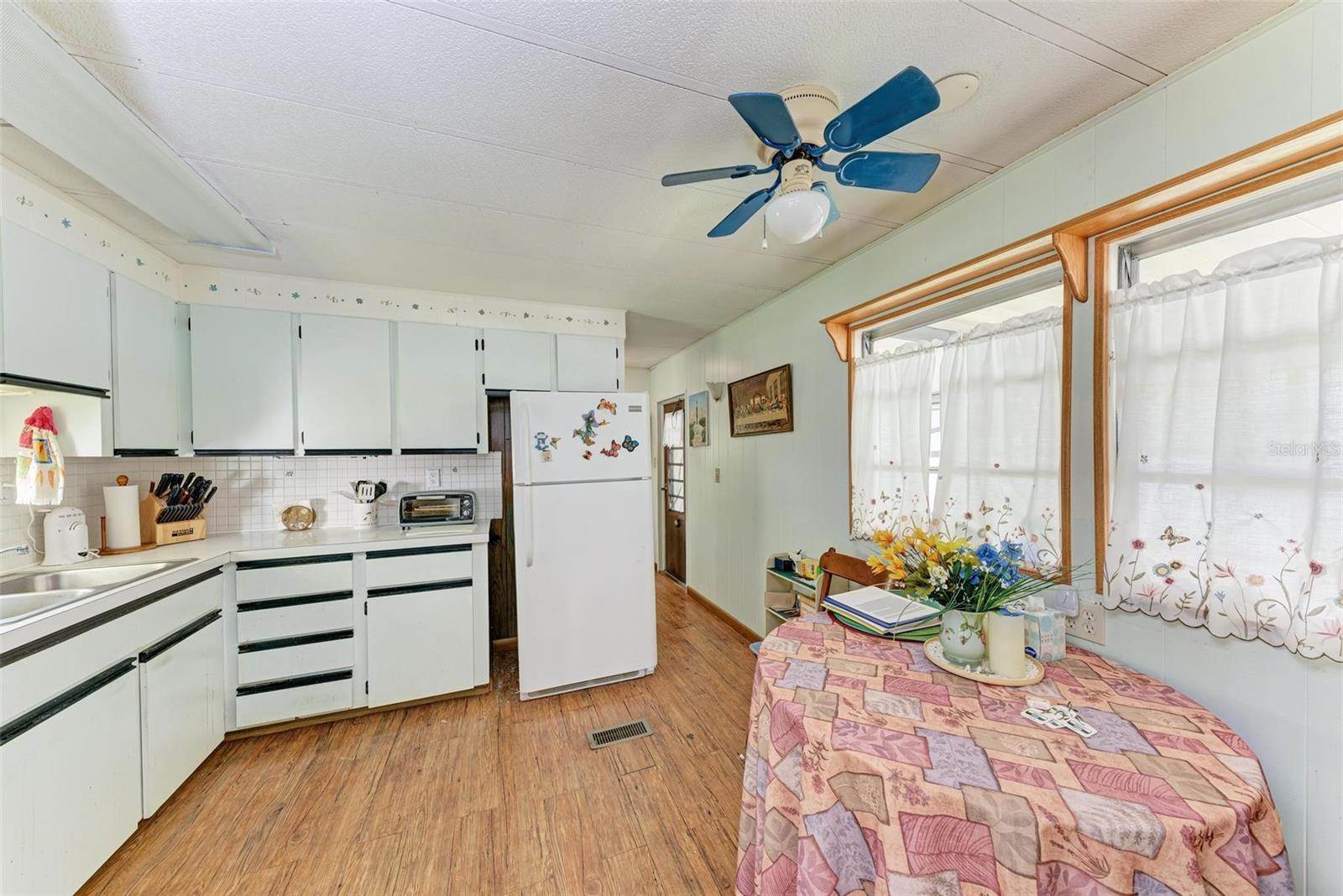 3320 Spanish Oak Terrace, Sarasota, FL 34237