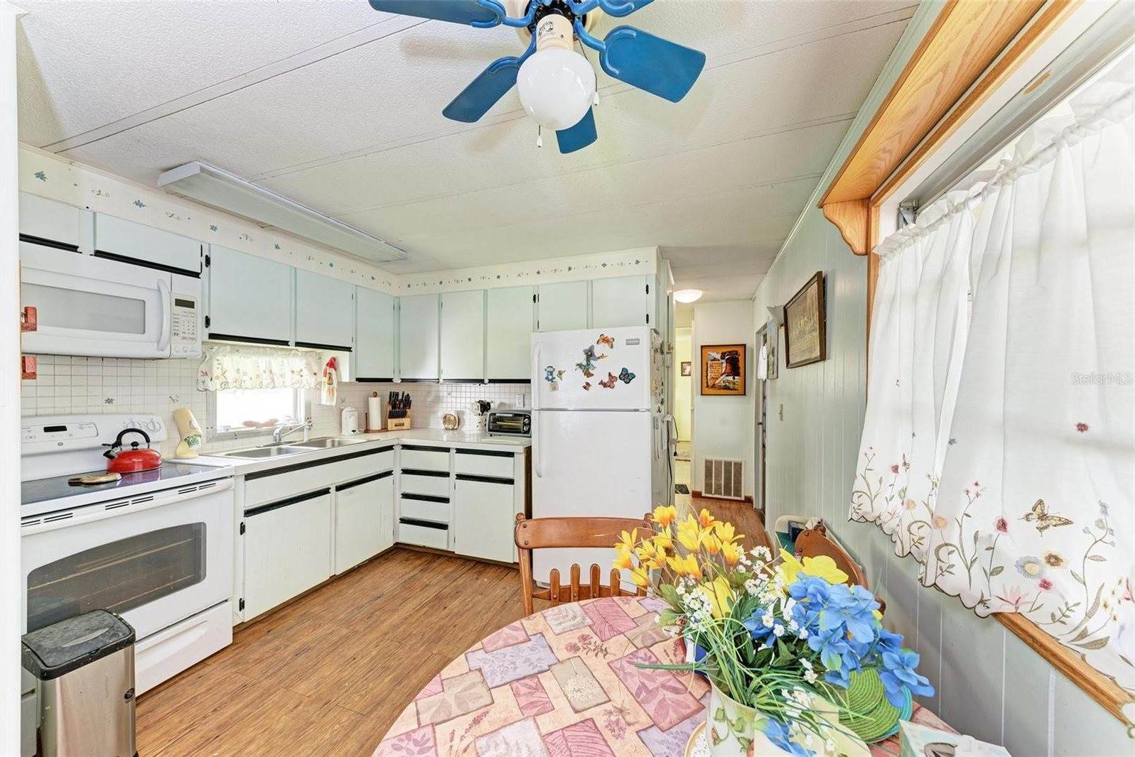 3320 Spanish Oak Terrace, Sarasota, FL 34237