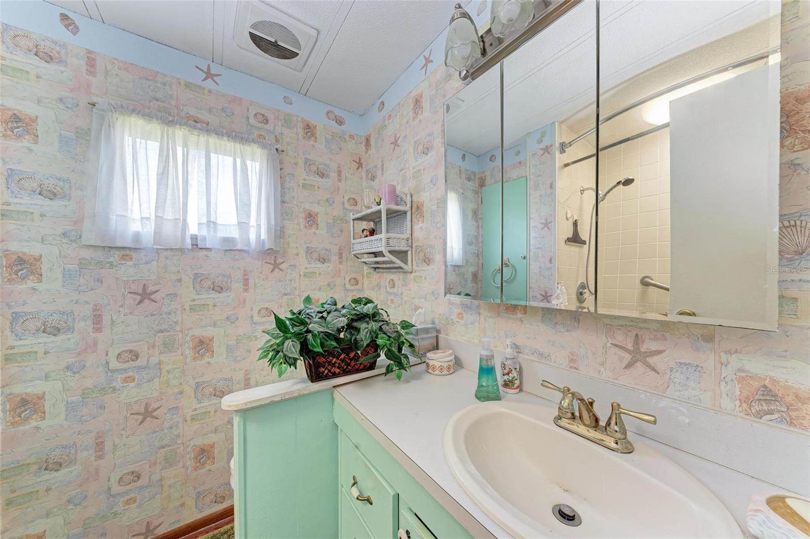 3320 Spanish Oak Terrace, Sarasota, FL 34237