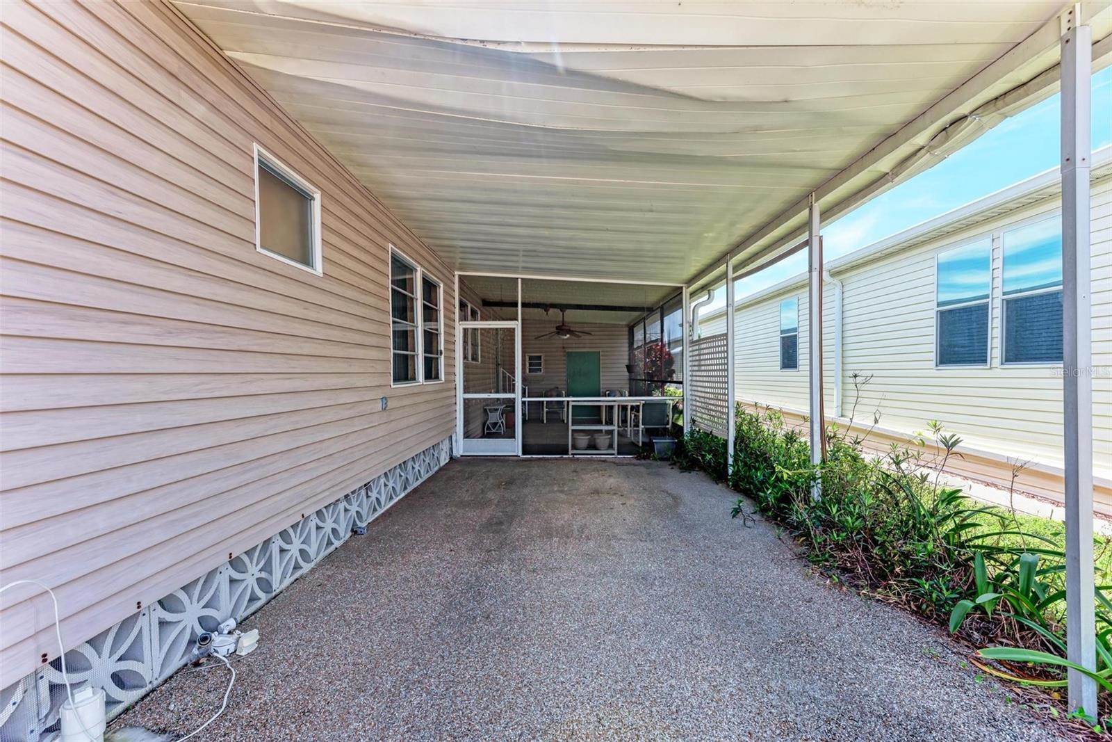 3320 Spanish Oak Terrace, Sarasota, FL 34237