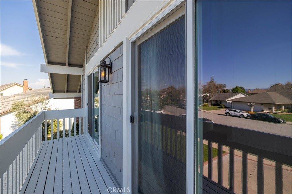 23434 Via Gayo, Valencia, CA 91355