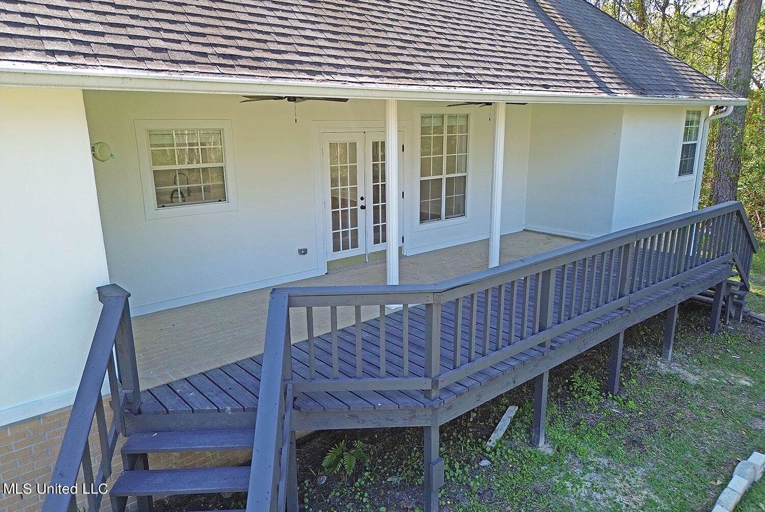 8328 Pine Cone Drive, Gautier, MS 39553