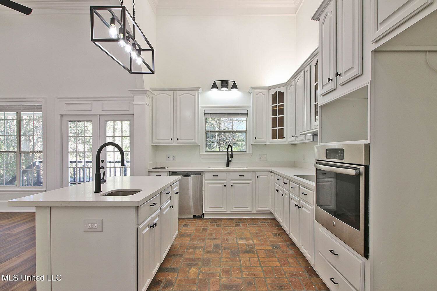 8328 Pine Cone Drive, Gautier, MS 39553