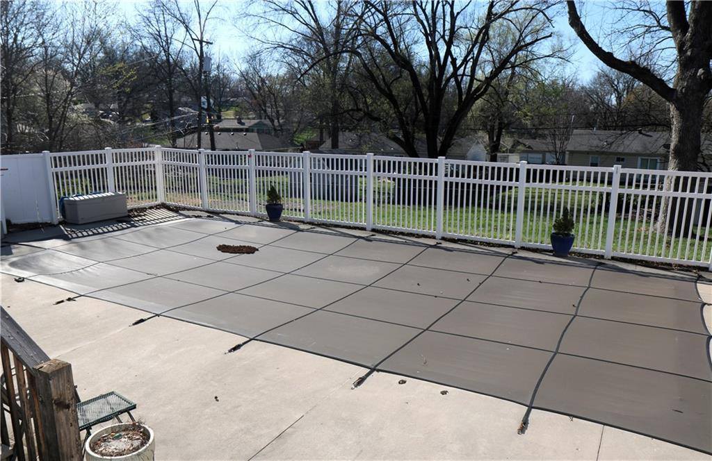 11227 East 48 Street, Kansas City, MO 64133