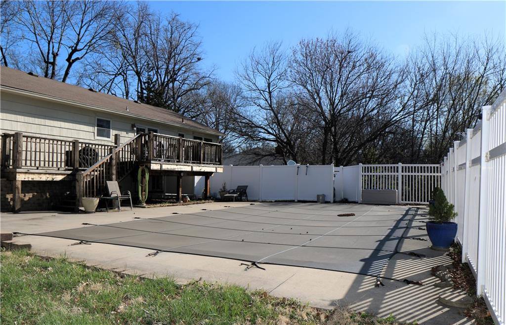 11227 East 48 Street, Kansas City, MO 64133