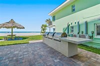 17500 Gulf Boulevard, Redington Shores, FL 33708