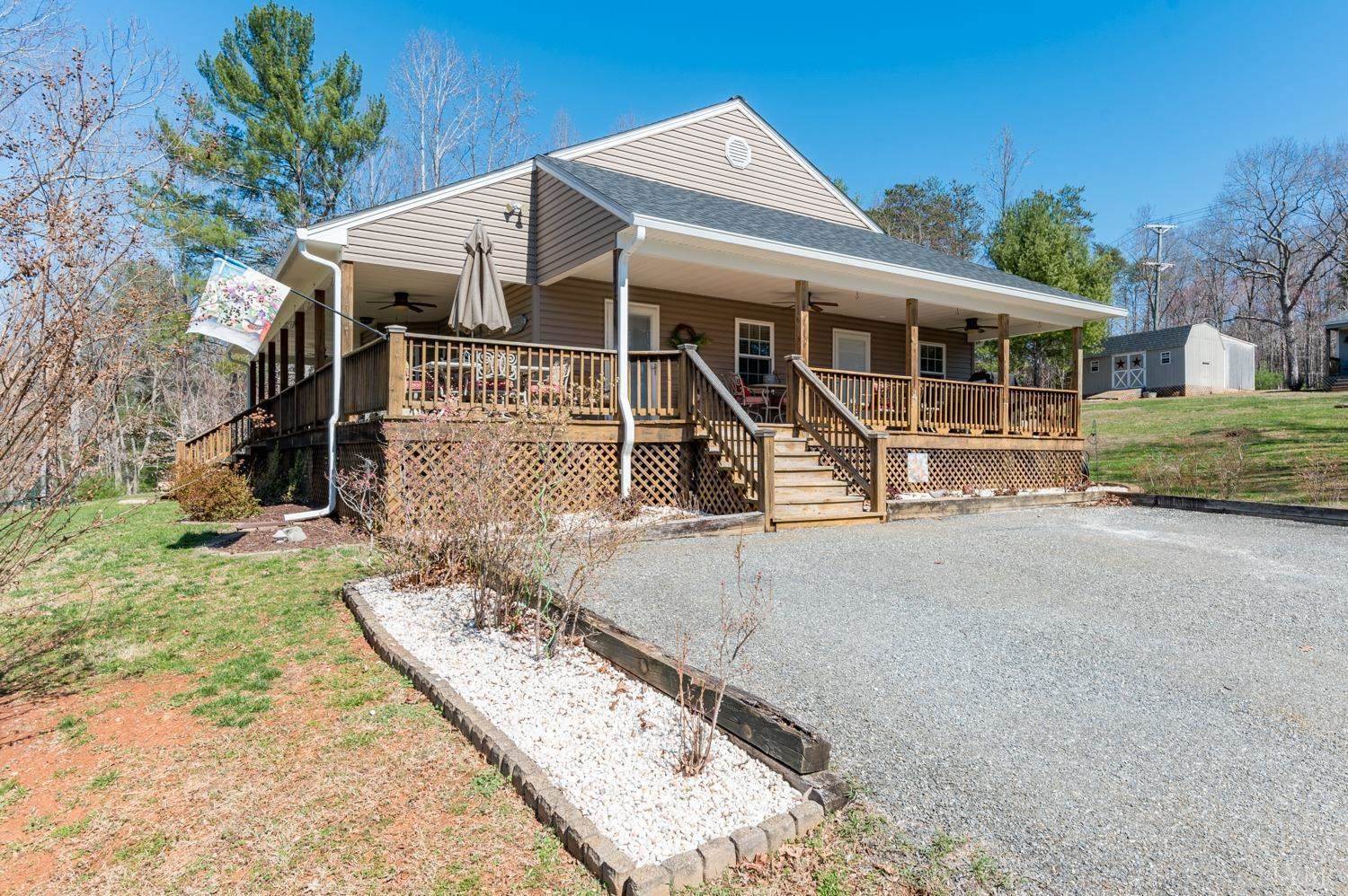 375 E Perch Road, Monroe, VA 24574