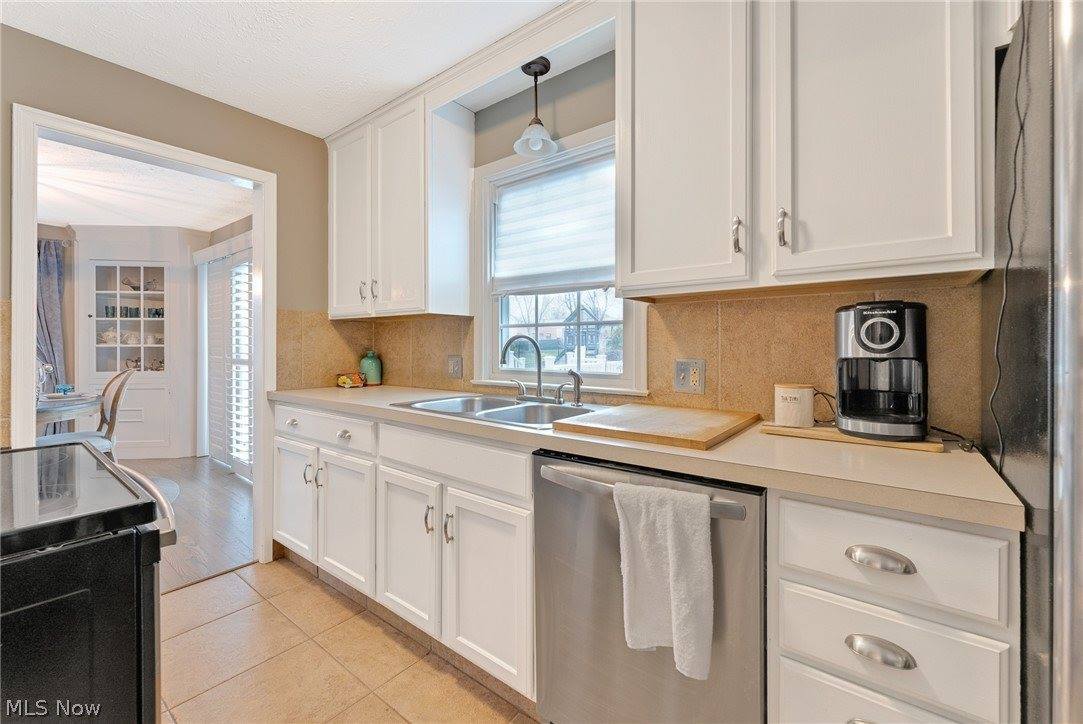 267 West Main Street, Canfield, OH 44406