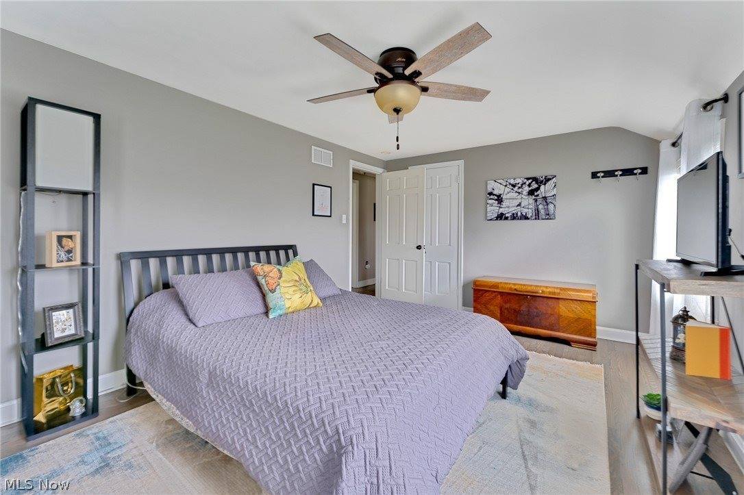 267 West Main Street, Canfield, OH 44406