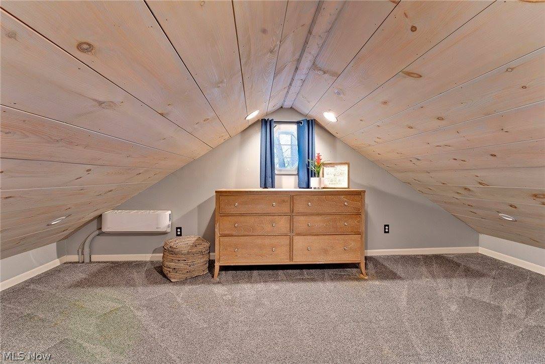 267 West Main Street, Canfield, OH 44406