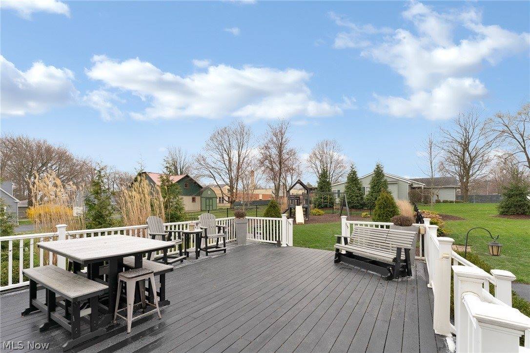 267 West Main Street, Canfield, OH 44406