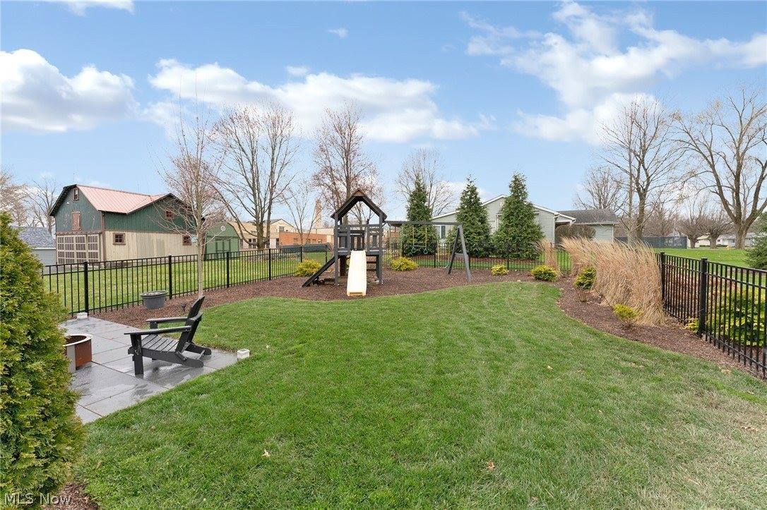 267 West Main Street, Canfield, OH 44406