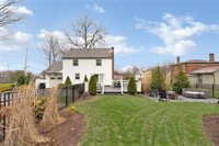 267 West Main Street, Canfield, OH 44406