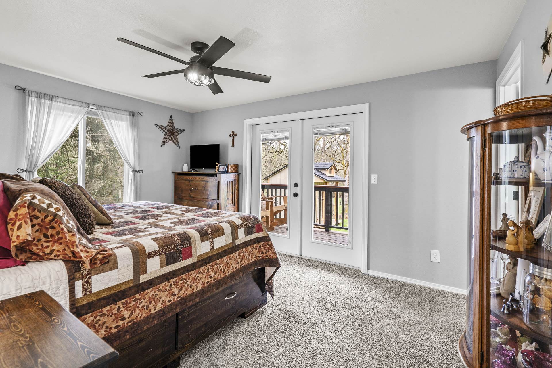 38979 Sodaville Waterloo Dr, Lebanon, OR 97355